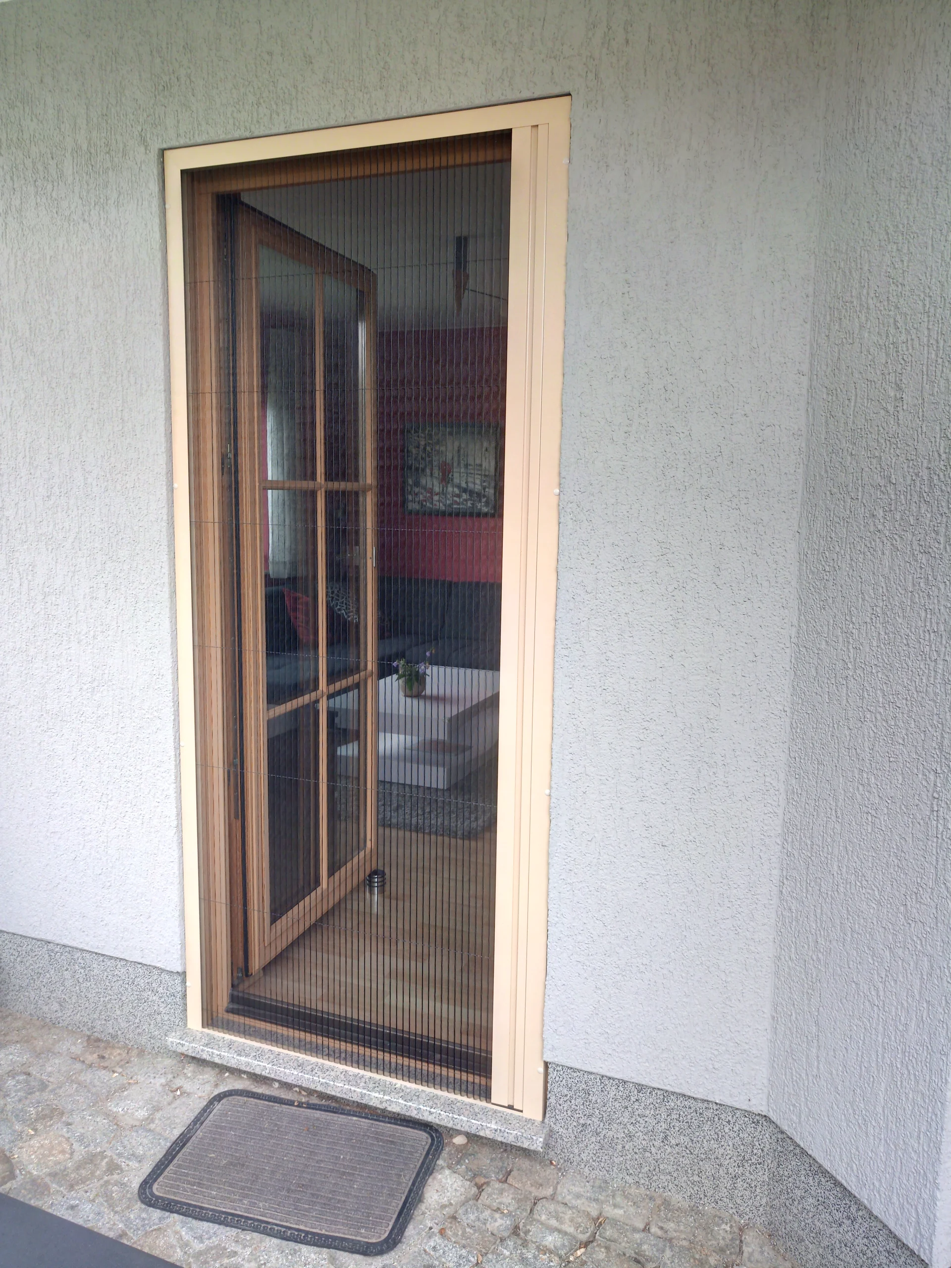 Plissee 2 Insektenschutz Holzner, hochwertiger Insektenschutz in Dresden, Meißen, Bautzen